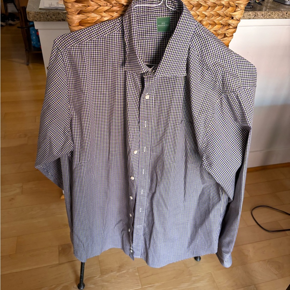 Sid Mashburn dress shirt in great condition
